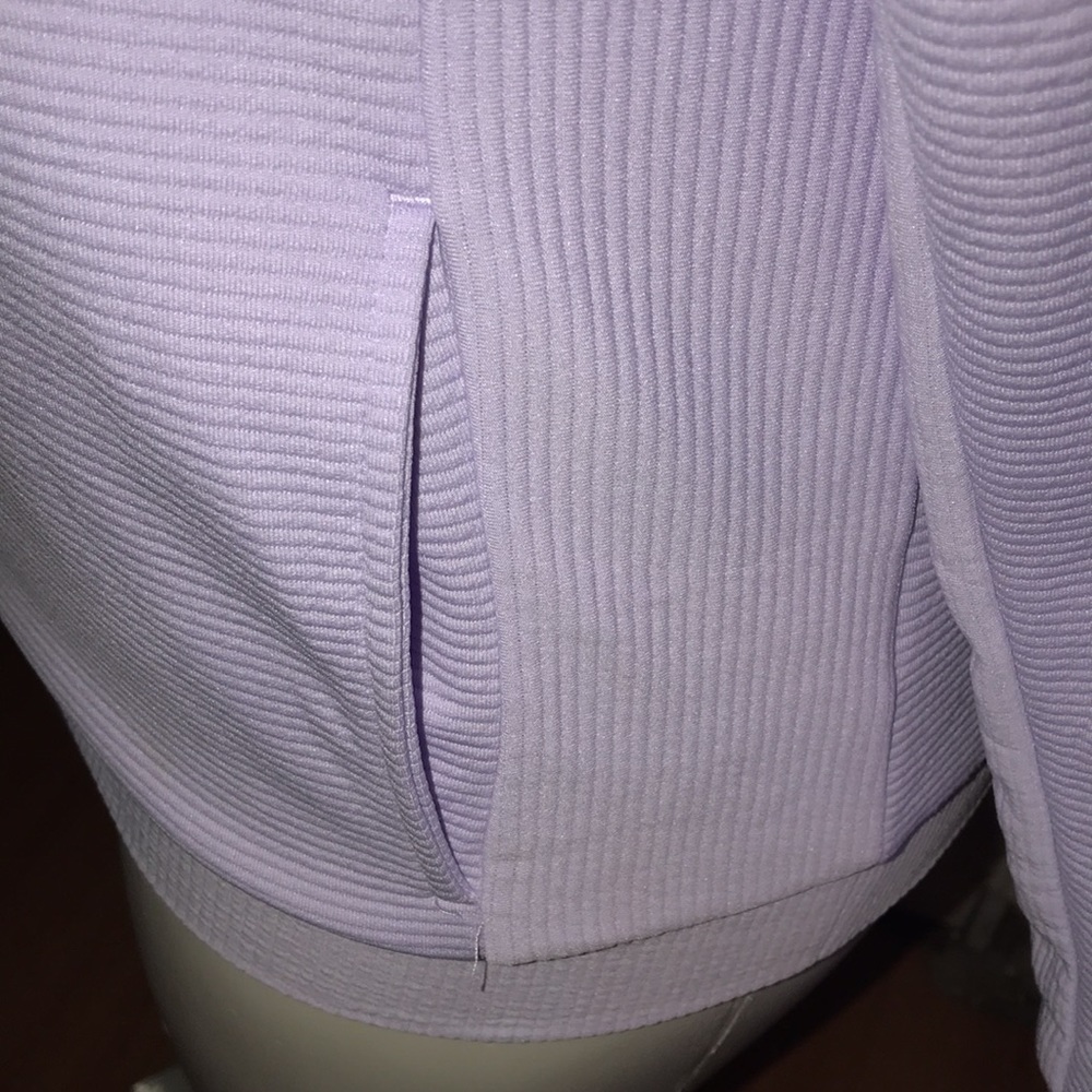 Top - Picture 3 of 4